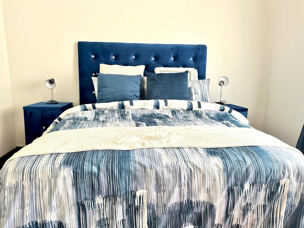 Blue Lantern Bed And Breakfast Kempton Park Kültér fotó